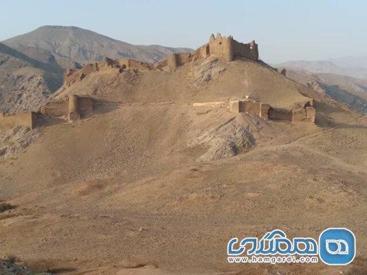 احیای دیوارهای تدافعی دژشهر تاریخی سمیران