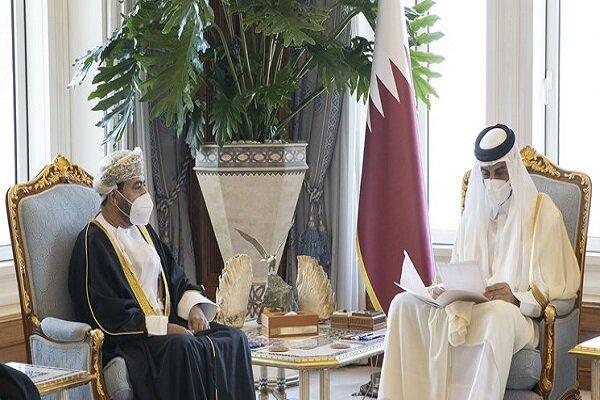 تور ارزان عمان: سلطان عمان فرستاده خود را با یک پیغام مکتوب نزد شیخ تمیم فرستاد